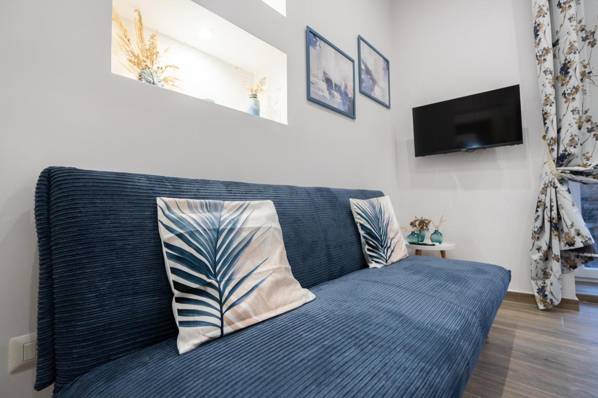 La Casa Di Bianca - Modern Suites Near Plebiscito Napoli Esterno foto