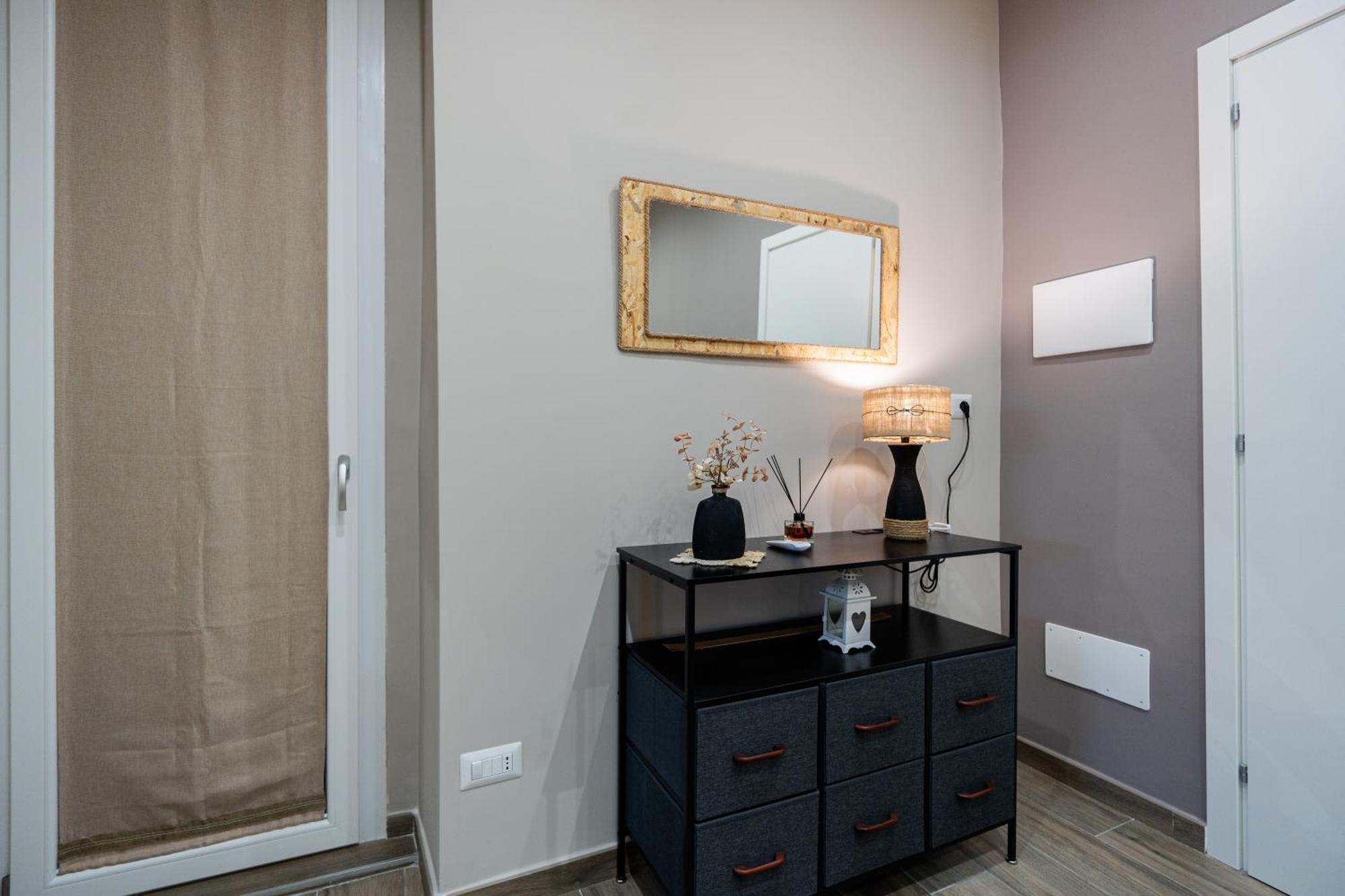 La Casa Di Bianca - Modern Suites Near Plebiscito Napoli Esterno foto