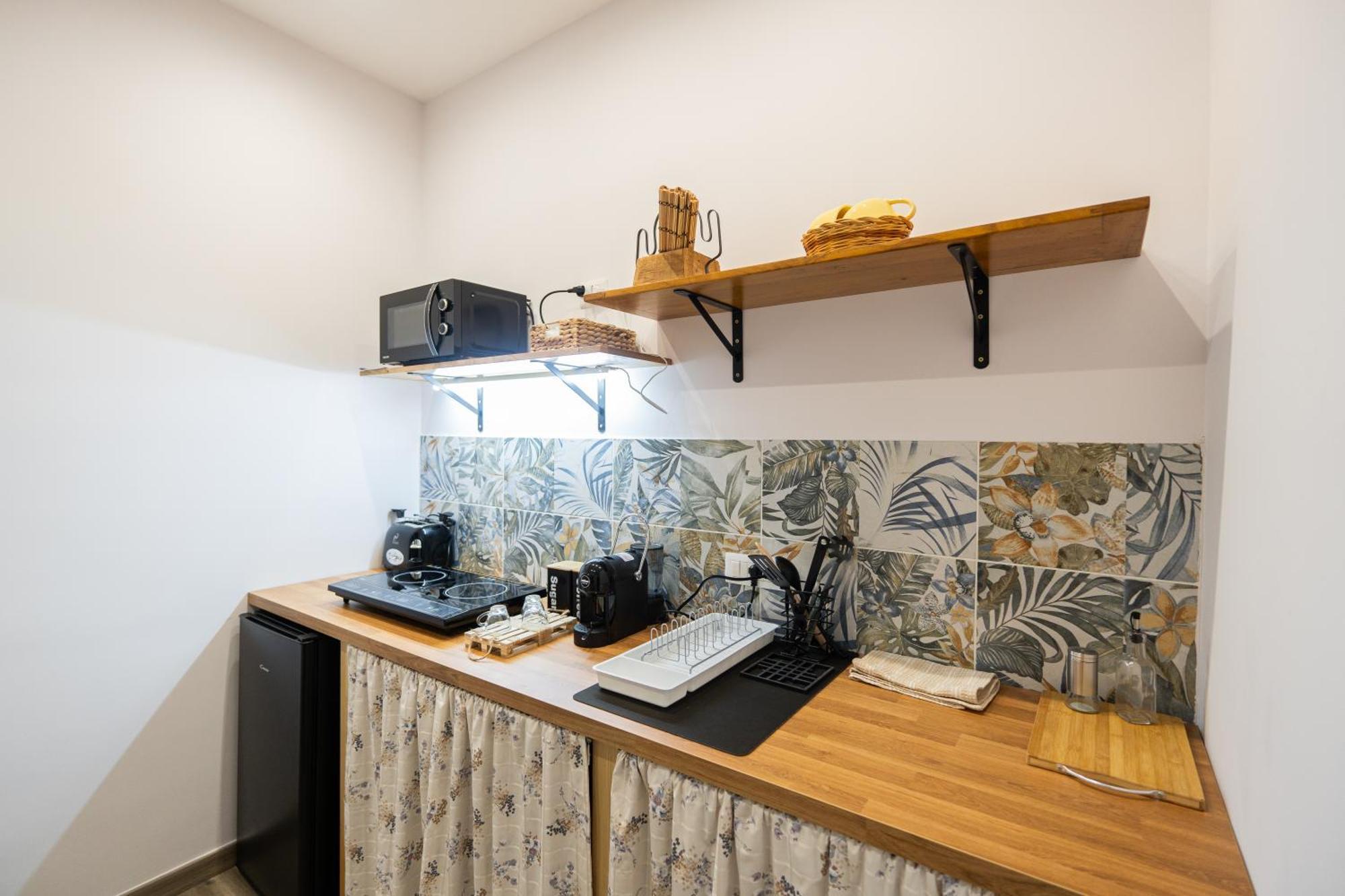La Casa Di Bianca - Modern Suites Near Plebiscito Napoli Esterno foto